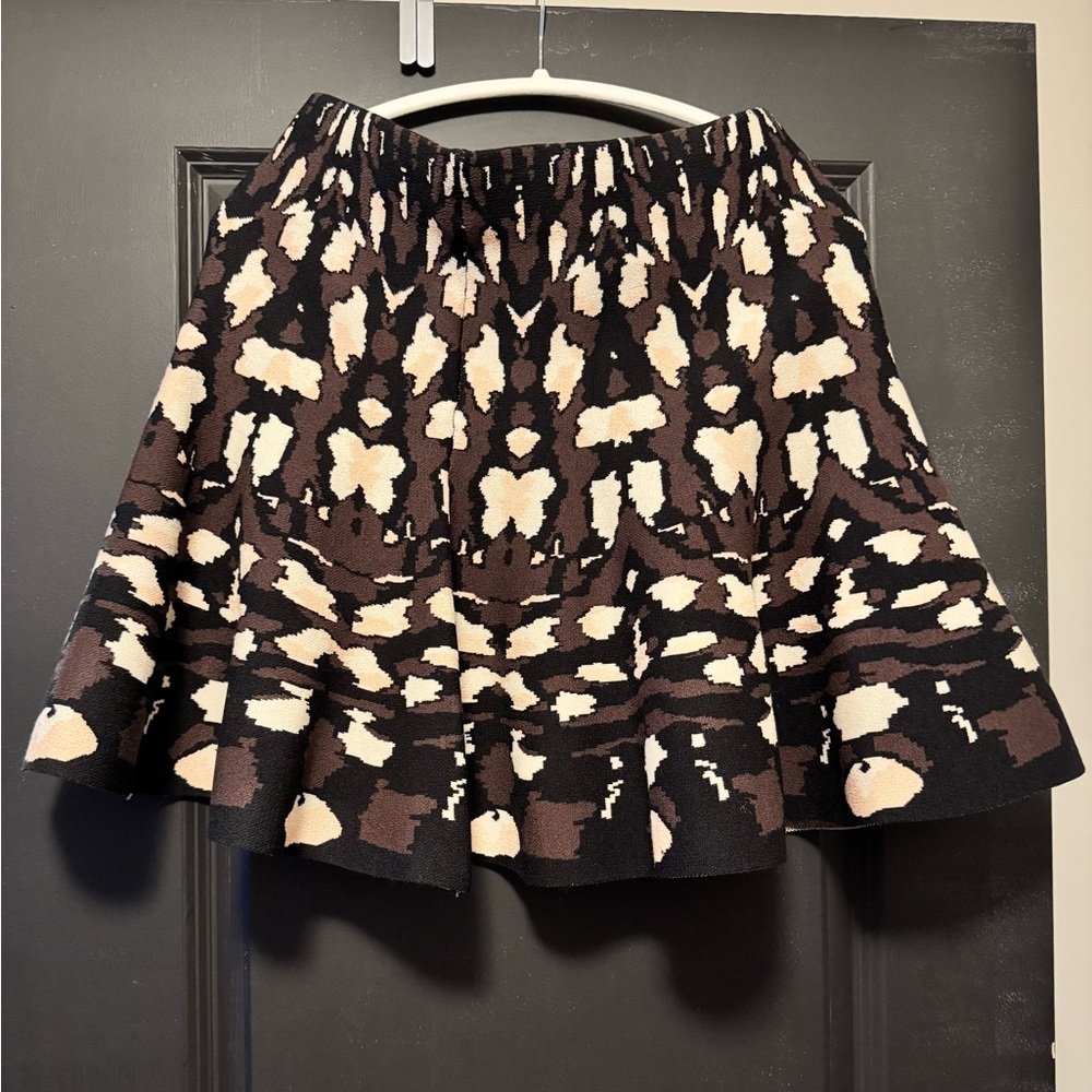 Express knit skater skirt